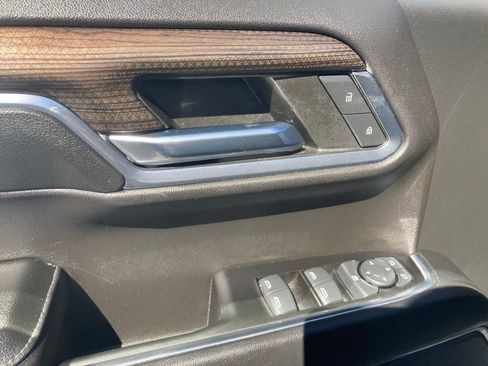 Used 2024 Chevrolet Silverado 1500 LT image 27