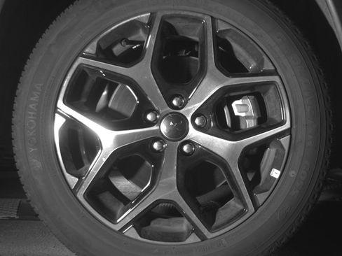 Used 2025 Jeep Compass Limited AWD/4WD image 13