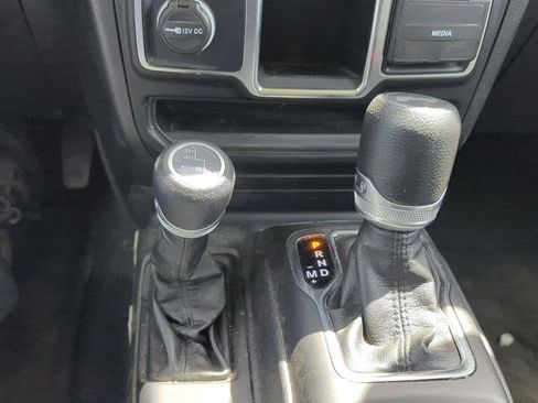 Used 2023 Jeep Wrangler Sport AWD/4WD image 23