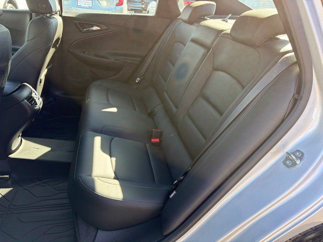 Certified 2019 Chevrolet Malibu LT w/ Leather Package FWD image 14
