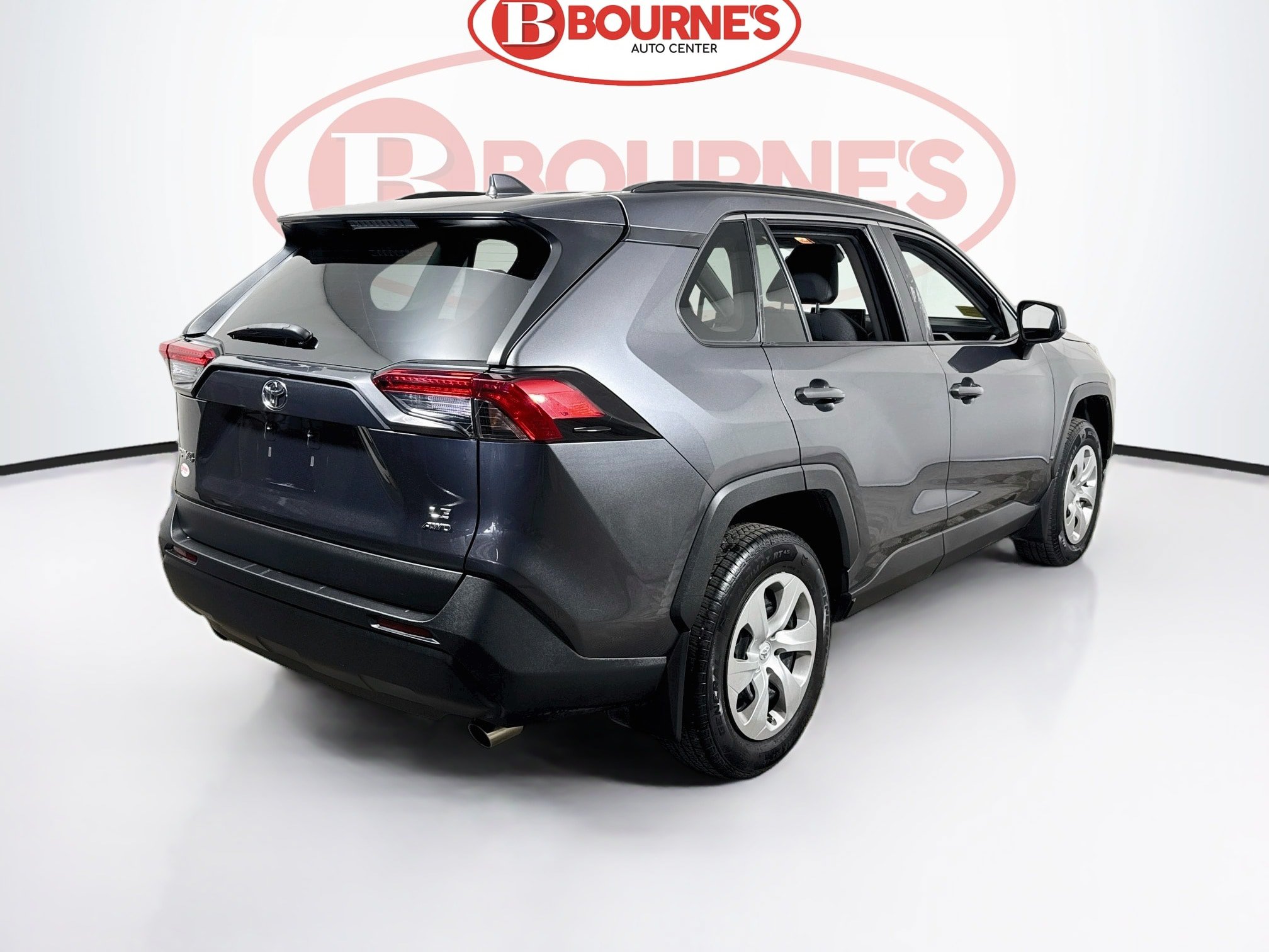 Used 2021 Toyota RAV4 LE AWD/4WD image 8