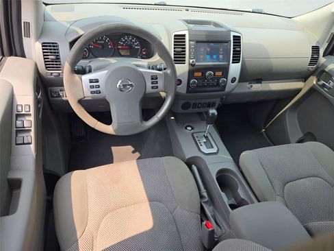 Used 2021 Nissan Frontier SV w/ Midnight Edition Floor Mats RWD image 19