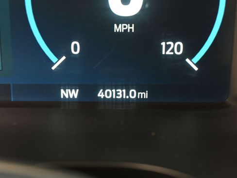 Used 2022 Ford F150 Lariat image 16