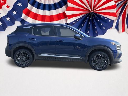 Certified 2025 Nissan Kicks SR w/ SR Premium Package FWD image 6