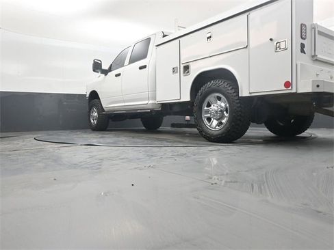 Used 2024 RAM 3500 Tradesman w/ Chrome Appearance Group image 49