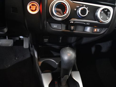 Used 2018 Honda Fit EX image 24