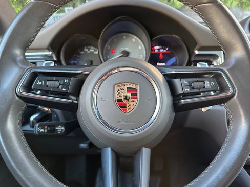 Used 2024 Porsche Macan S image 28