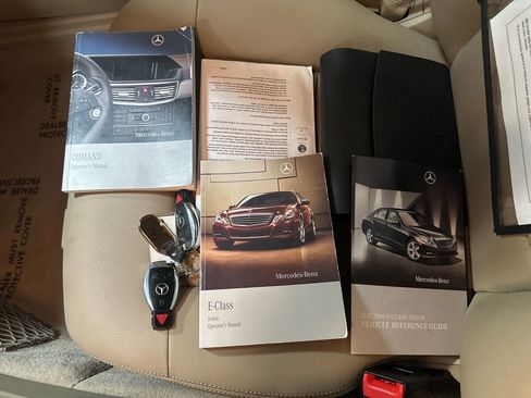 Used 2010 Mercedes-Benz E 350 4MATIC Sedan image 65