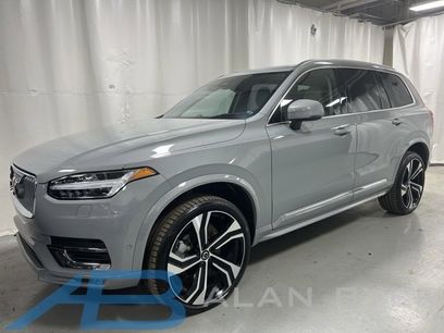 Used 2024 Volvo XC90 B6 Ultimate w/ Lounge Package