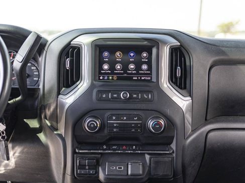 Used 2021 Chevrolet Silverado 1500 Custom Trail Boss w/ LPO, Dark Essentials Package image 11