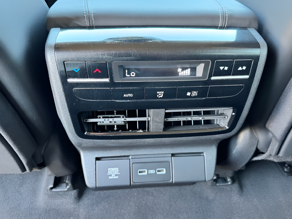 Used 2023 Acura MDX w/ Technology Package AWD/4WD image 35
