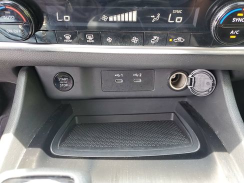 Certified 2025 Nissan Rogue SV AWD/4WD image 28