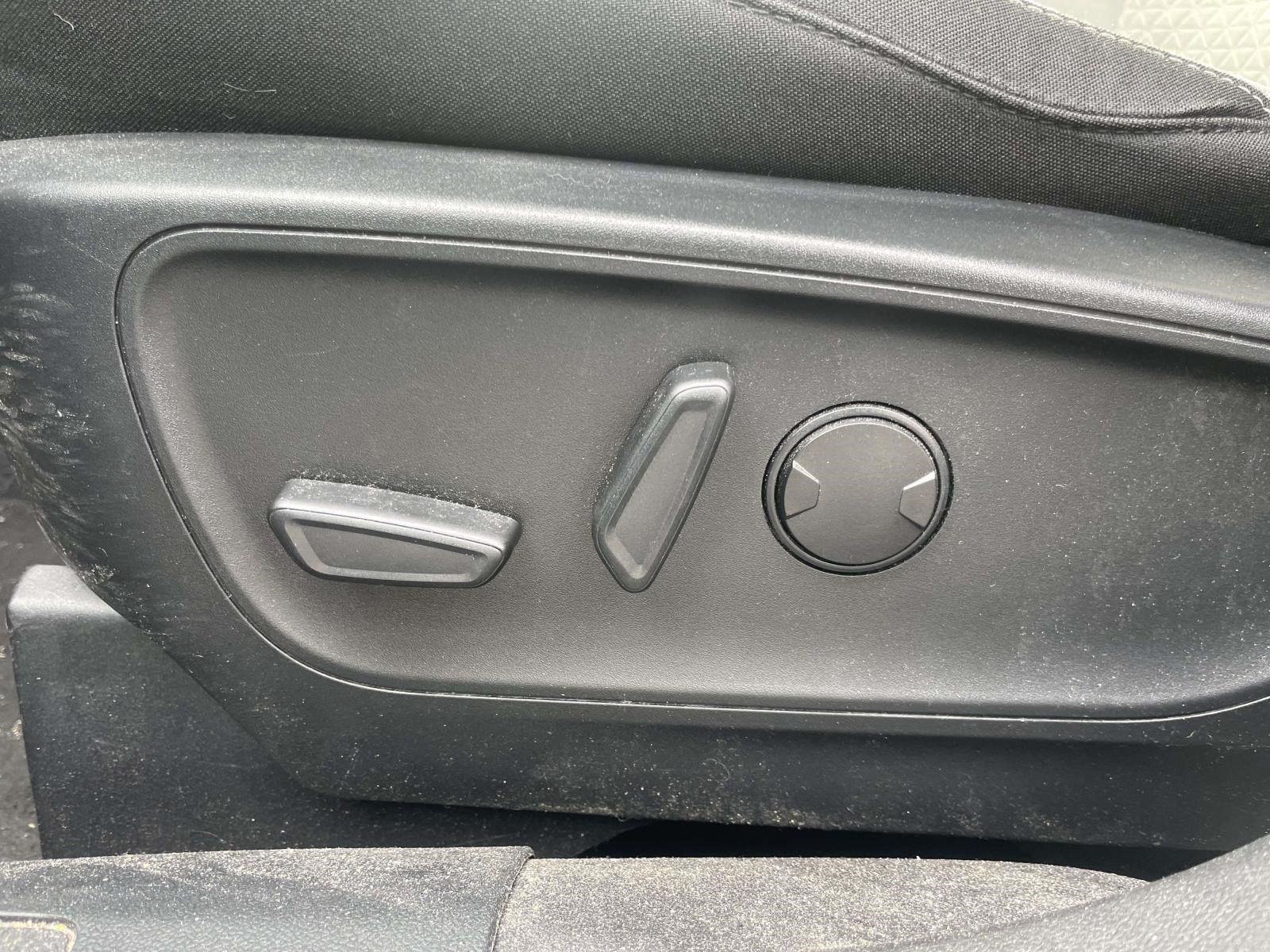 Used 2023 Ford Escape Active w/ Tech Pack #2 FWD image 16