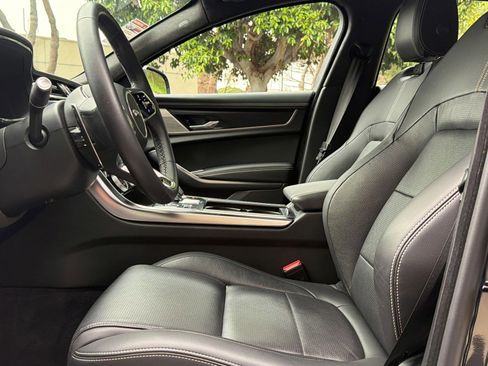 Used 2024 Jaguar XF R-Dynamic SE image 5