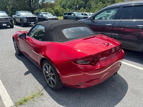 Used 2017 MAZDA MX-5 Miata Grand Touring RWD image 3