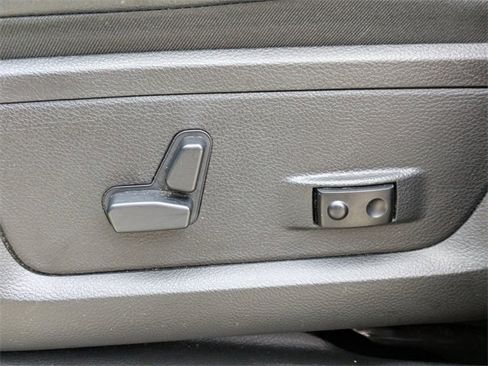 Used 2019 RAM 2500 Laramie image 21