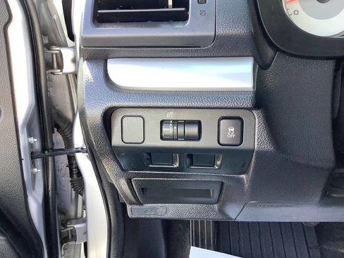 Used 2012 Subaru Impreza 2.0i Sport Premium image 39