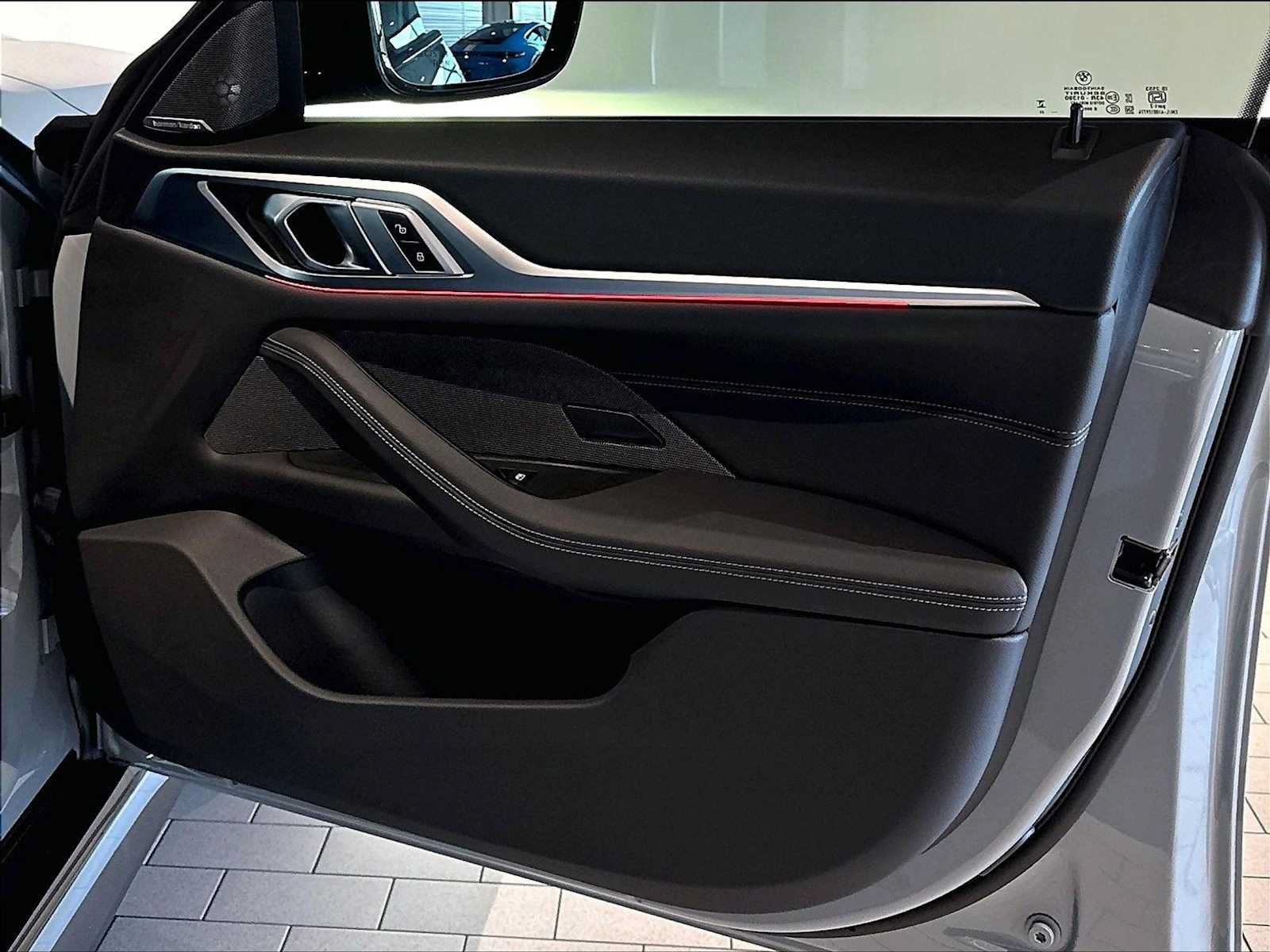 Used 2025 BMW M440i w/ Premium Package RWD image 27