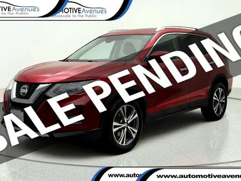 Used 2019 Nissan Rogue SV w/ Sun & Sound Touring Package AWD/4WD image 1