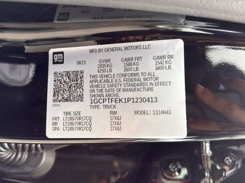 Used 2023 Chevrolet Colorado ZR2 w/ ZR2 Convenience Package III AWD/4WD image 24