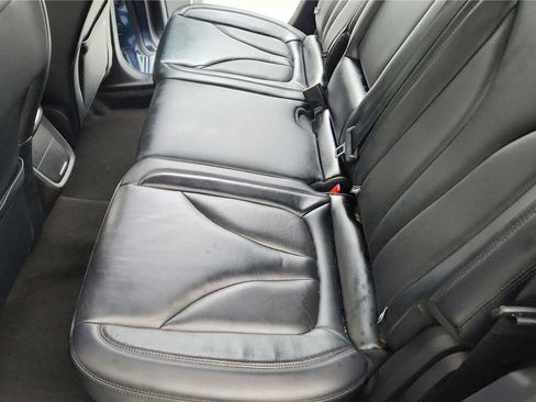 Used 2019 Lincoln Nautilus Select image 21