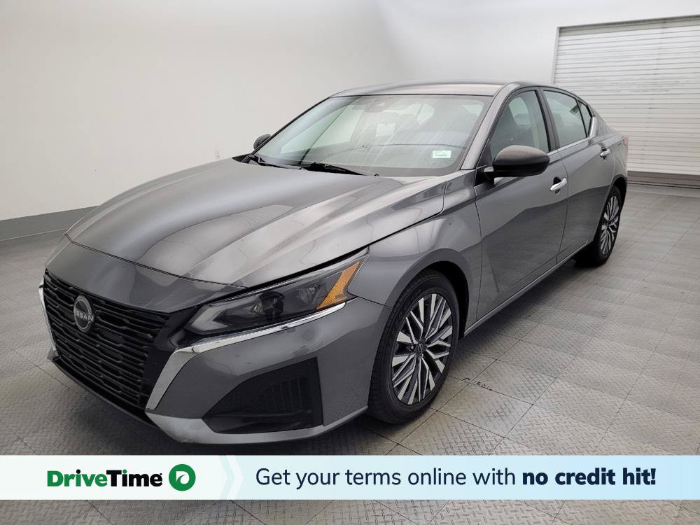Used 2024 Nissan Altima 2.5 SV FWD image 1