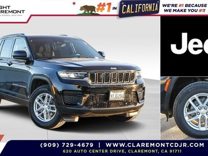 Certified 2025 Jeep Grand Cherokee Laredo X w/ Luxury Tech Group I