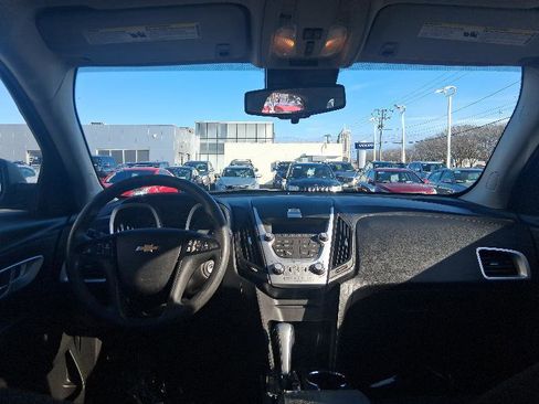 Used 2013 Chevrolet Equinox LS image 26