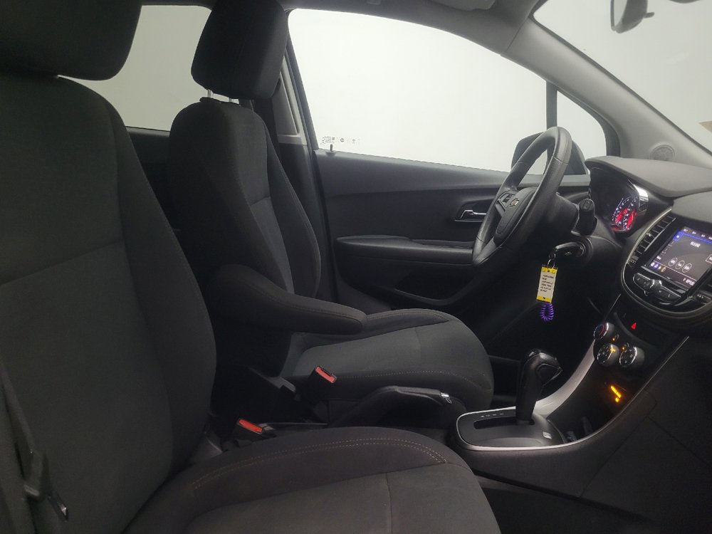 Used 2020 Chevrolet Trax LS w/ Tint and Cruise Package FWD image 21