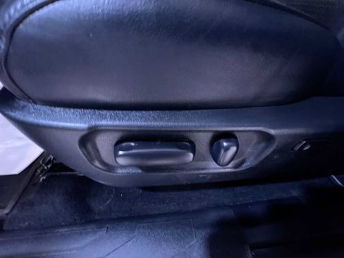 Used 2023 Toyota Tacoma Limited image 13