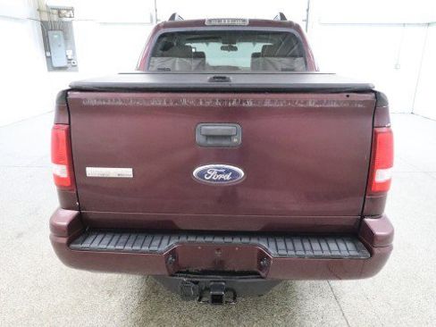 Used 2007 Ford Explorer Sport Trac Limited RWD image 8