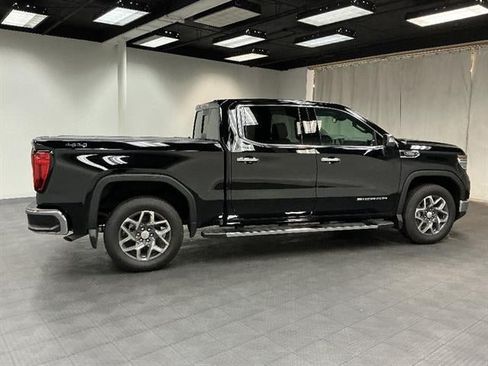 New 2026 GMC Sierra 1500 SLT w/ SLT Premium Package AWD/4WD image 6