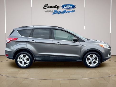 Used 2014 Ford Escape SE w/ Equipment Group 201A AWD/4WD image 8