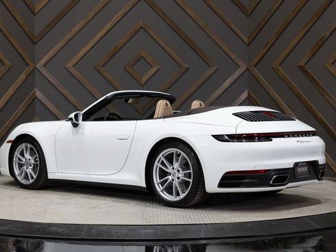 Used 2024 Porsche 911 Carrera image 19