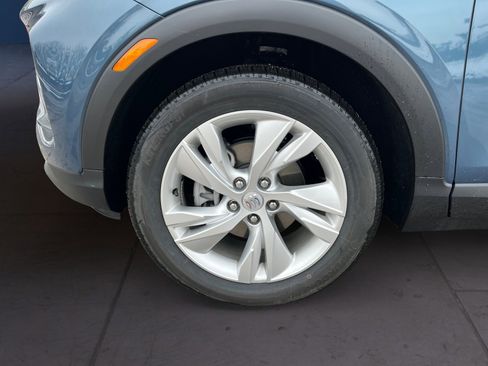 Used 2024 Buick Encore GX Preferred image 17