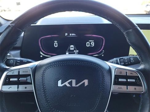 Used 2023 Kia Telluride EX X-Line image 30