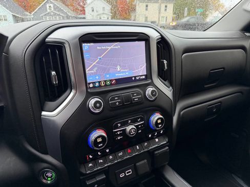Used 2019 GMC Sierra 1500 SLT image 11