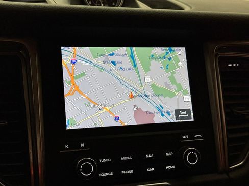 Used 2017 Porsche Macan S image 34