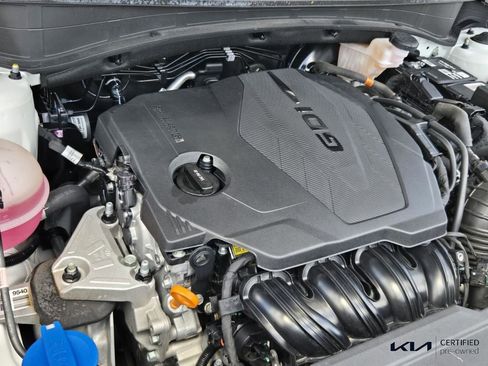 Certified 2023 Kia Sportage EX FWD image 18
