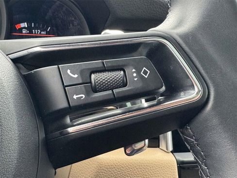 Used 2024 Porsche Macan image 20