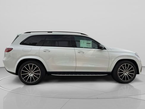 New 2026 Mercedes-Benz GLS 580 4MATIC image 6