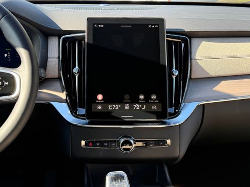 New 2026 Volvo XC90 T8 Plus w/ Protection Package Premier image 13