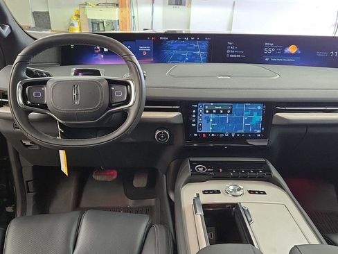 New 2025 Lincoln Navigator L Reserve w/ Jet Appearance Package image 2