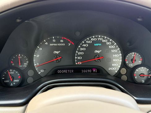 Used 2003 Chevrolet Corvette Convertible w/ Preferred Equipment Group1 image 28