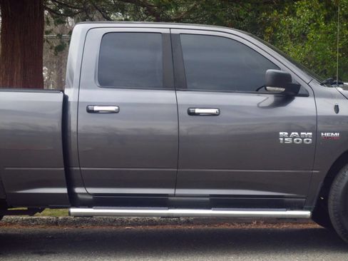 Used 2016 RAM 1500 Big Horn image 36