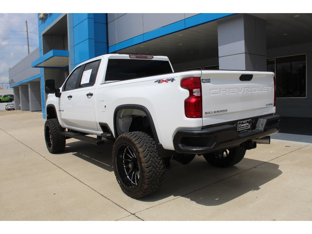 Used 2024 Chevrolet Silverado 2500 Custom w/ Custom Value Package AWD/4WD image 7