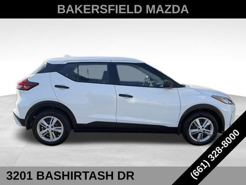 Used 2023 Nissan Kicks S FWD image 6