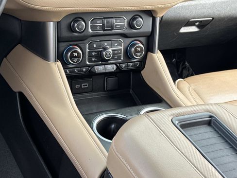 Certified 2024 Chevrolet Tahoe Premier image 4