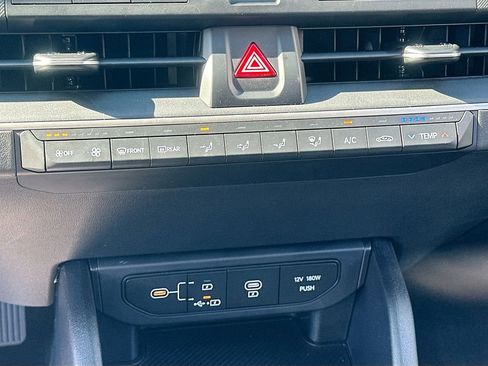 New 2025 Kia K4 LXS image 15
