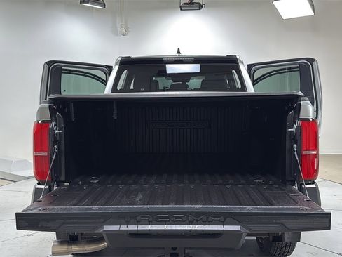 Certified 2024 Toyota Tacoma SR image 16